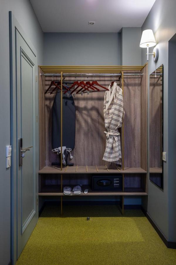 Four Rooms City Kharkiv Extérieur photo