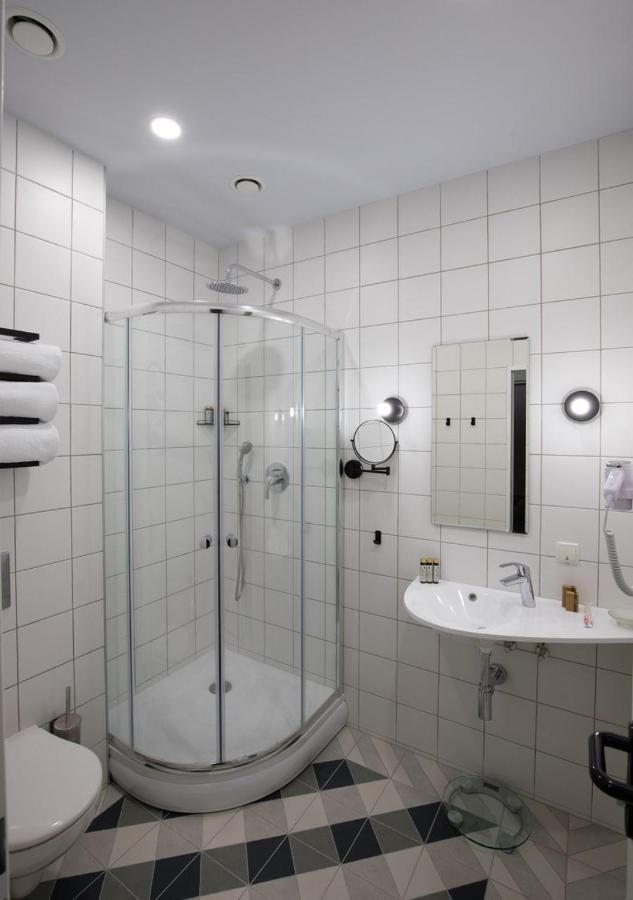 Four Rooms City Kharkiv Extérieur photo
