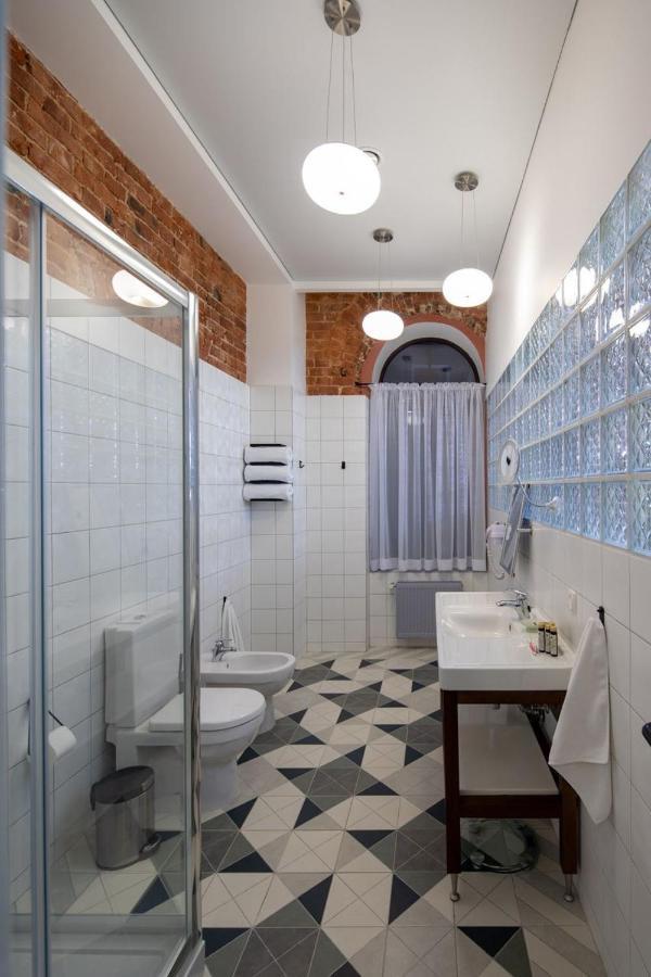 Four Rooms City Kharkiv Extérieur photo